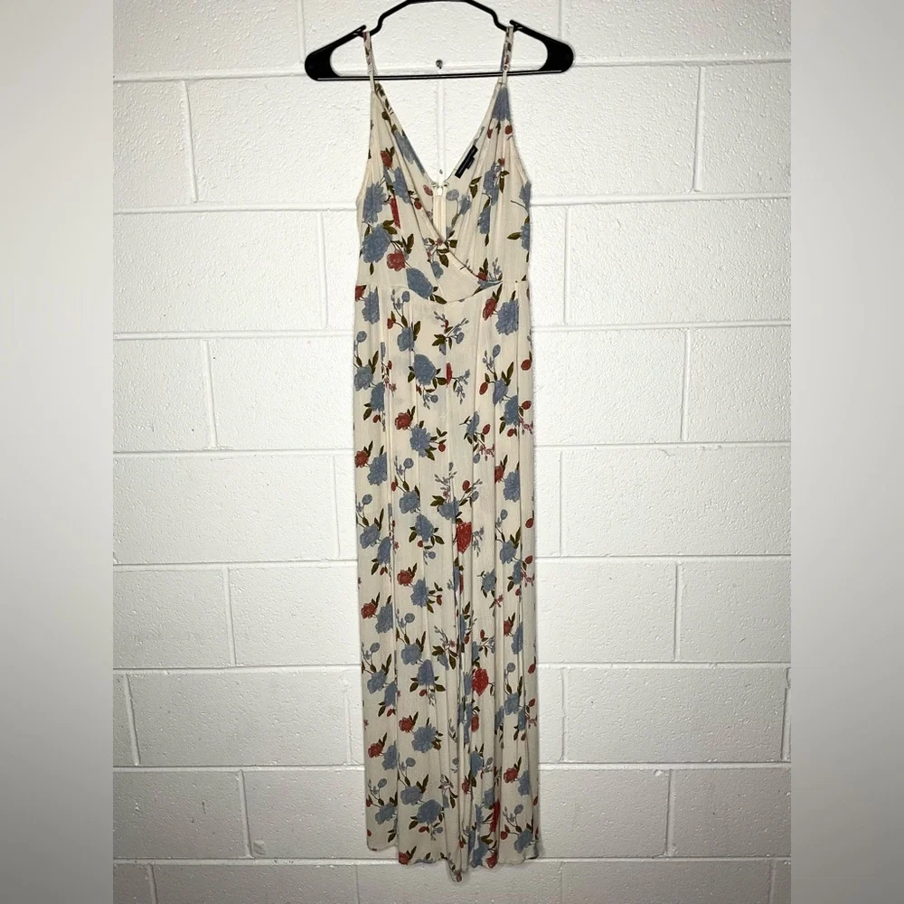 < American Eagle Outfitters Cream Floral Jumpsuit > - Picture 2 of 5